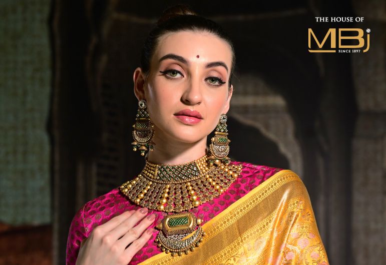Pujo Jewellery Trends in Kolkata: Know What’s In This Year